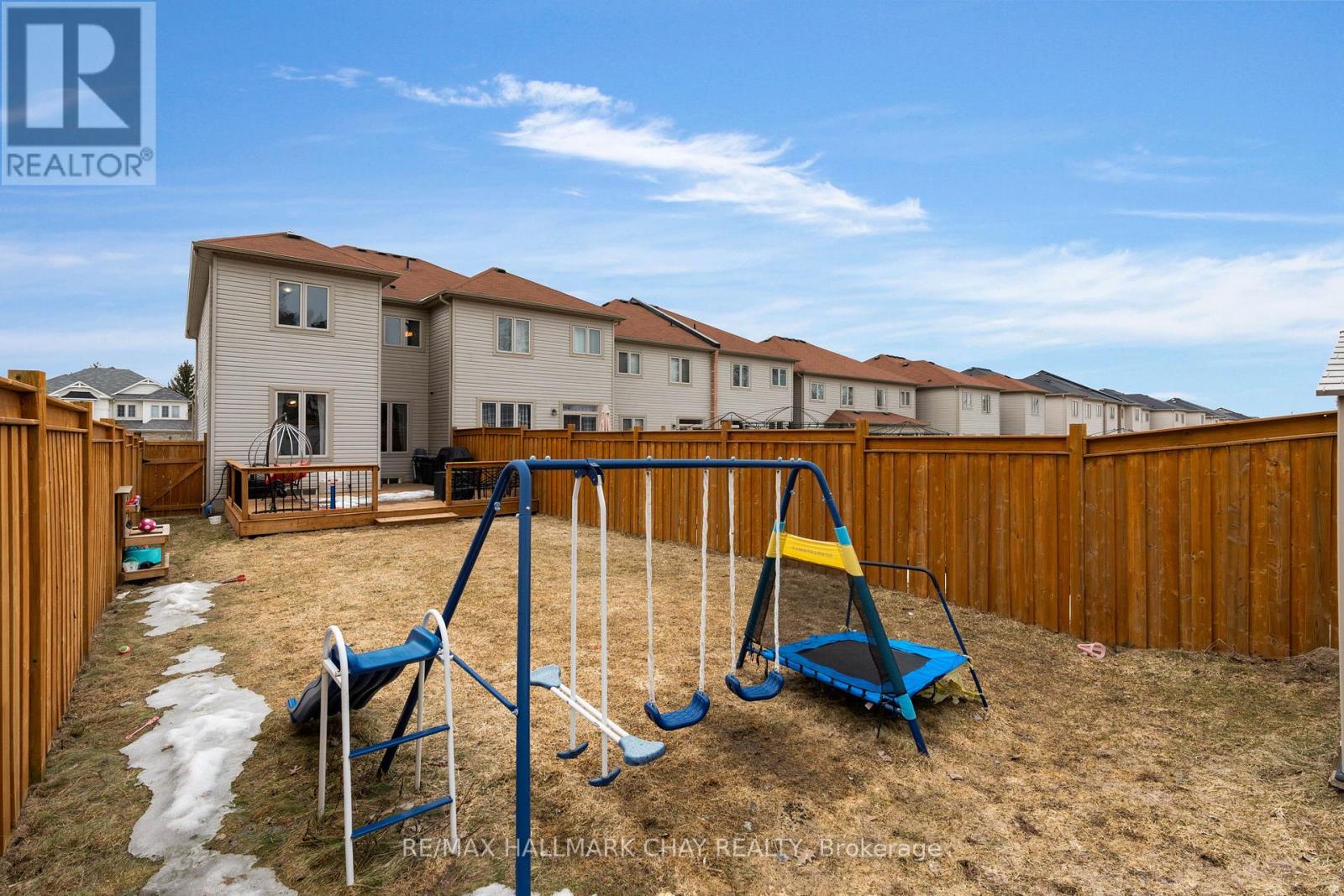 81 Greenwood Drive, Essa (Angus), Ontario  L3W 0N5 - Photo 38 - N12923868