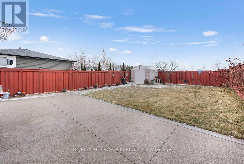 42 Gulliver Crescent, Brampton, Ontario  L6S 1S9 - Photo 45 - W12899544