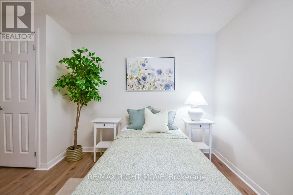 45 Dallas Street, Orillia, Ontario  L3V 7T8 - Photo 11 - S12923734