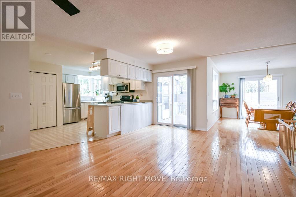 45 Dallas Street, Orillia, Ontario  L3V 7T8 - Photo 25 - S12923734