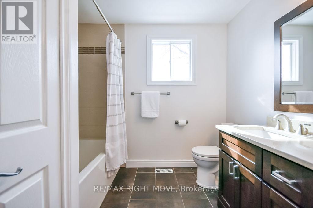 45 Dallas Street, Orillia, Ontario  L3V 7T8 - Photo 37 - S12923734