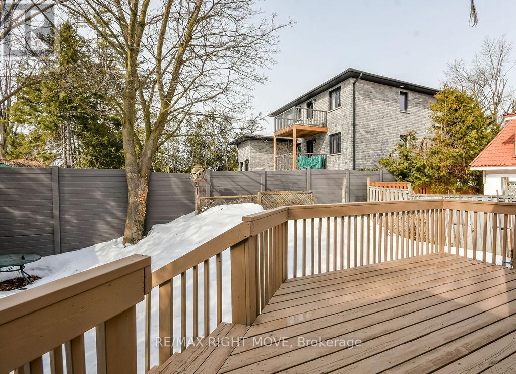 45 Dallas Street, Orillia, Ontario  L3V 7T8 - Photo 41 - S12923734