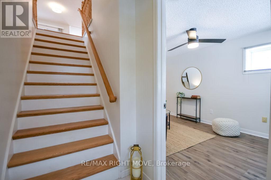 45 Dallas Street, Orillia, Ontario  L3V 7T8 - Photo 5 - S12923734