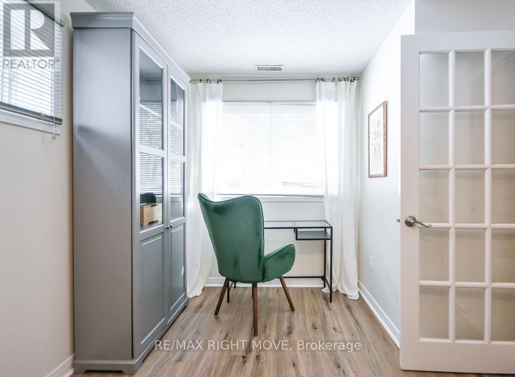 45 Dallas Street, Orillia, Ontario  L3V 7T8 - Photo 8 - S12923734