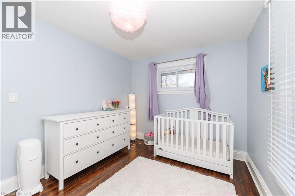 11 Fairview Road, Grimsby, Ontario  L3M 3L1 - Photo 32 - 40815329