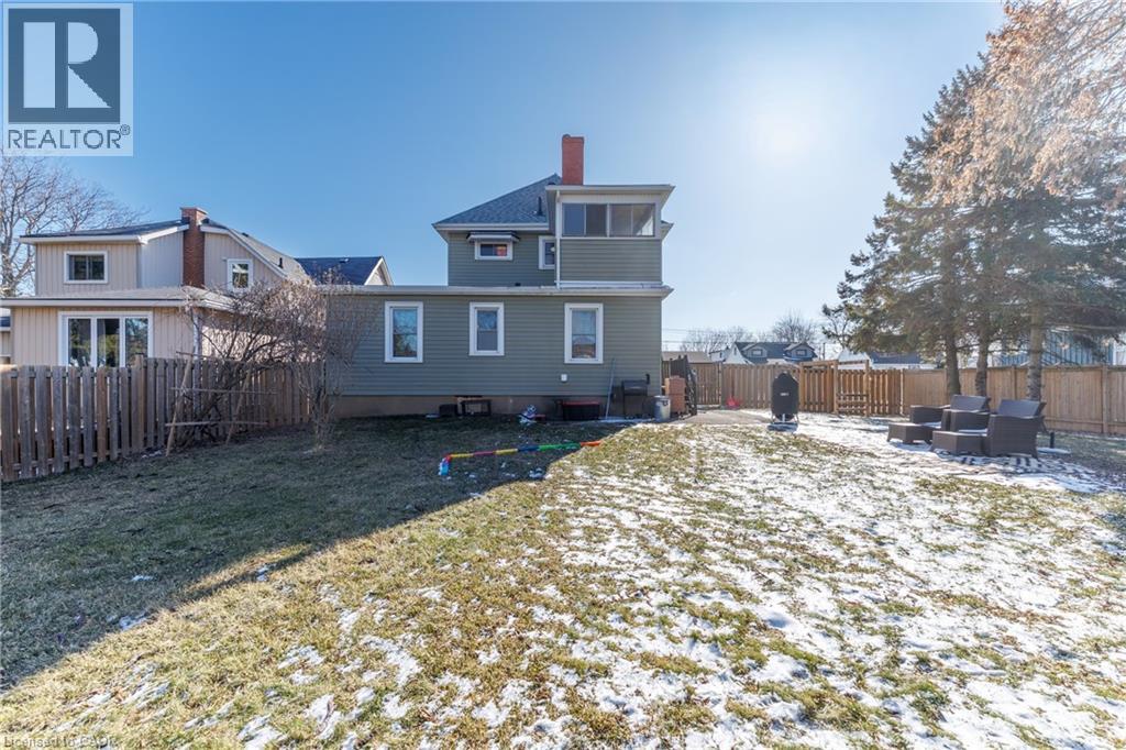 11 Fairview Road, Grimsby, Ontario  L3M 3L1 - Photo 41 - 40815329