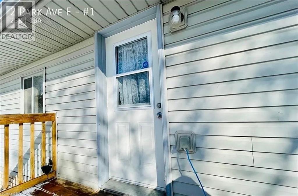 2 Park Avenue, Brantford, Ontario  N3S 5H1 - Photo 2 - 40814466