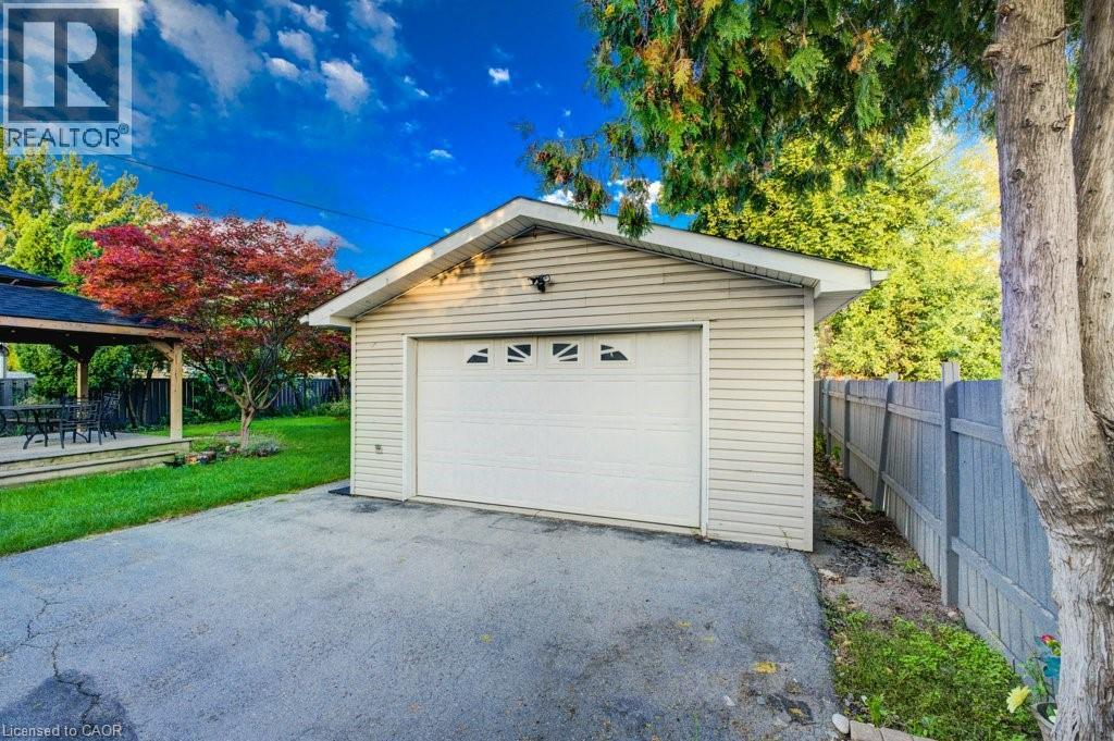 446 Kingsleigh Court, Milton, Ontario  L9T 1X8 - Photo 5 - 40795386