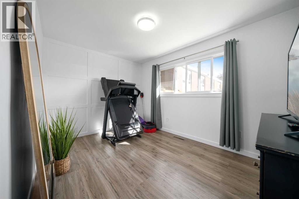 409 2 Street Se, Redcliff, Alberta  T0J 2P0 - Photo 12 - A2296138