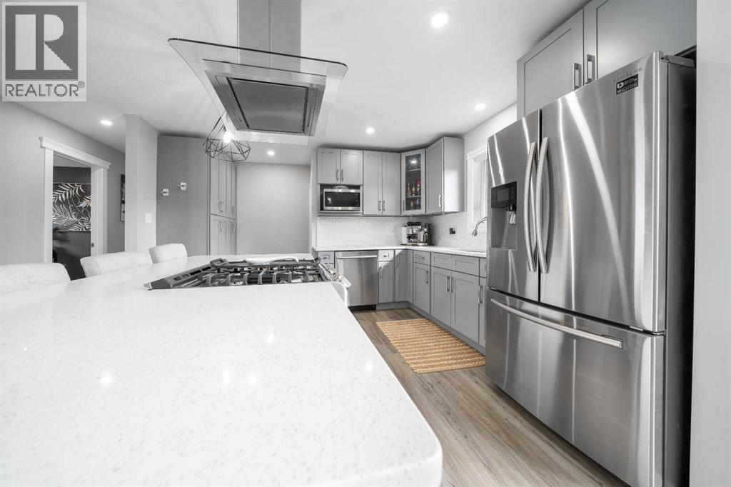 409 2 Street Se, Redcliff, Alberta  T0J 2P0 - Photo 8 - A2296138