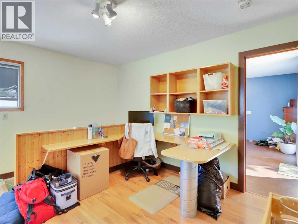 252 Three Sisters Drive, Canmore, Alberta  T1W 2M4 - Photo 21 - A2239562