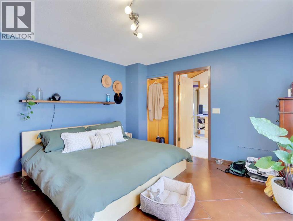 252 Three Sisters Drive, Canmore, Alberta  T1W 2M4 - Photo 23 - A2239562