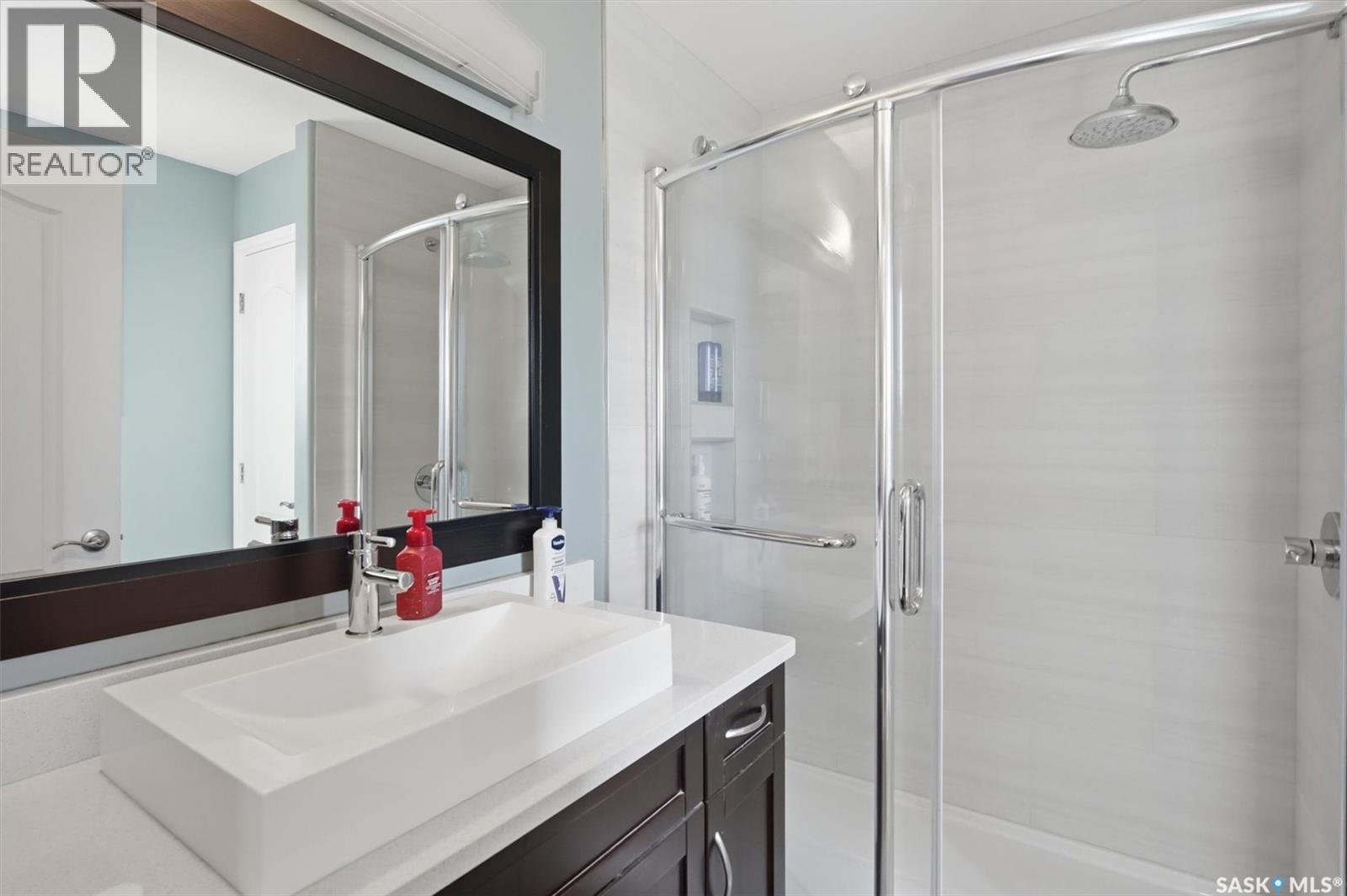 330 Lynd Lane, Saskatoon, Saskatchewan  S7T 0B1 - Photo 21 - SK031223