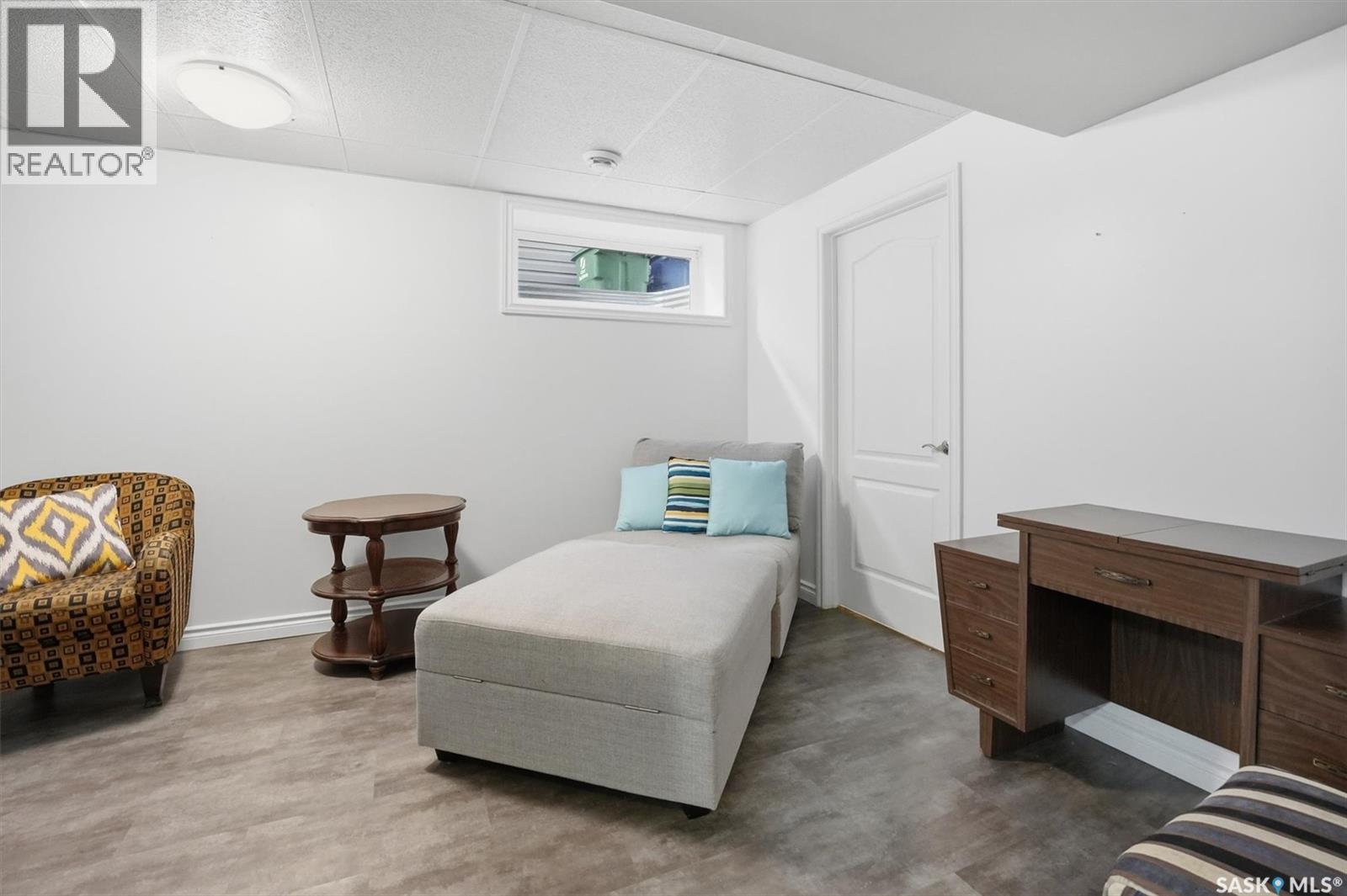 330 Lynd Lane, Saskatoon, Saskatchewan  S7T 0B1 - Photo 33 - SK031223