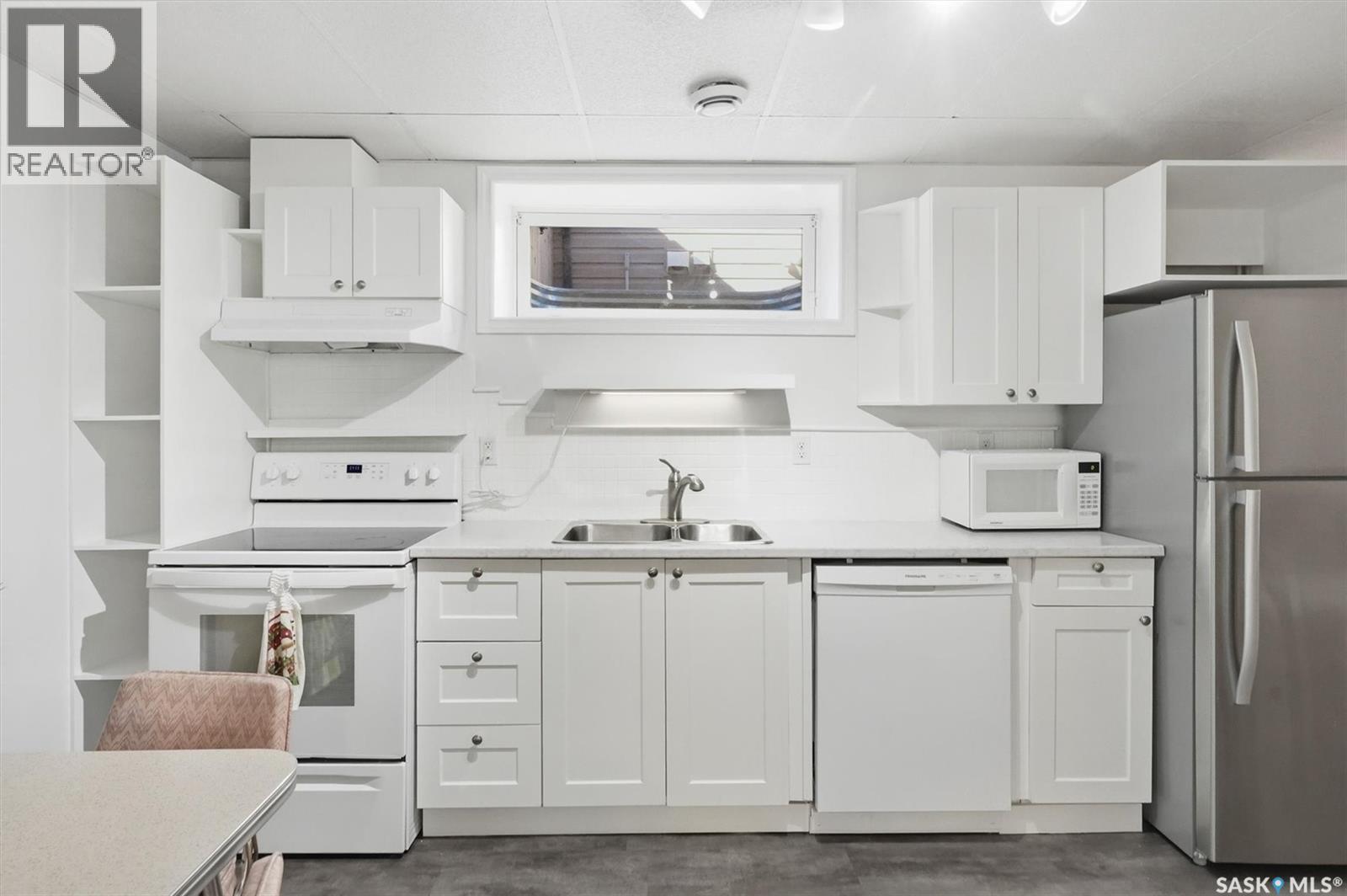 330 Lynd Lane, Saskatoon, Saskatchewan  S7T 0B1 - Photo 30 - SK031223