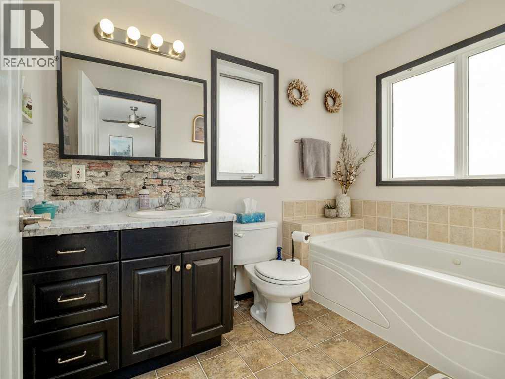 440 Pineridge Crescent, Pincher Creek, Alberta  T0K 1W0 - Photo 31 - A2291122