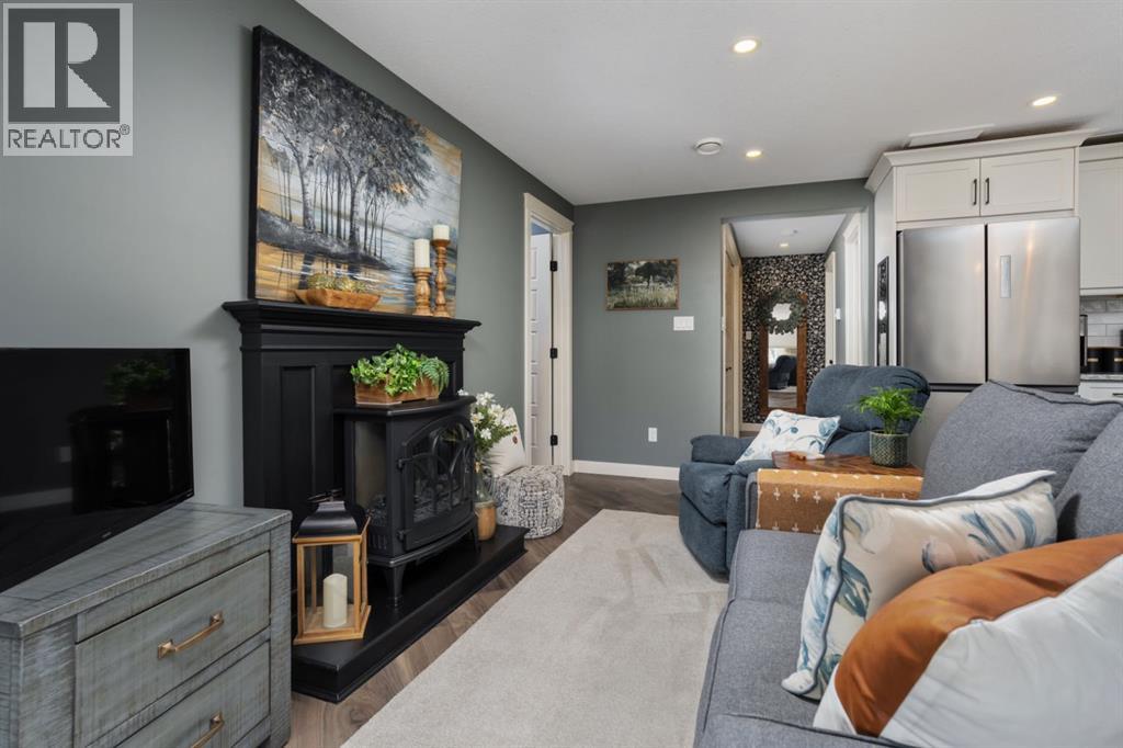 5215 35 Avenue, Camrose, Alberta  T4V 5H5 - Photo 33 - A2294769