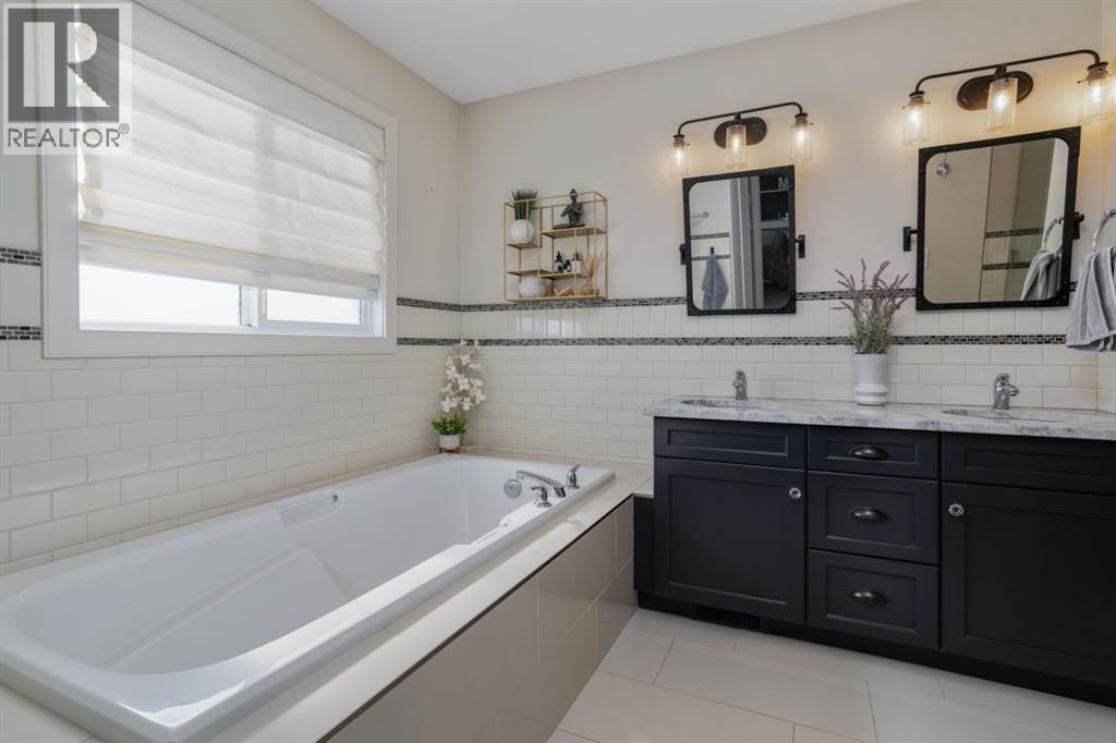 5215 35 Avenue, Camrose, Alberta  T4V 5H5 - Photo 19 - A2294769