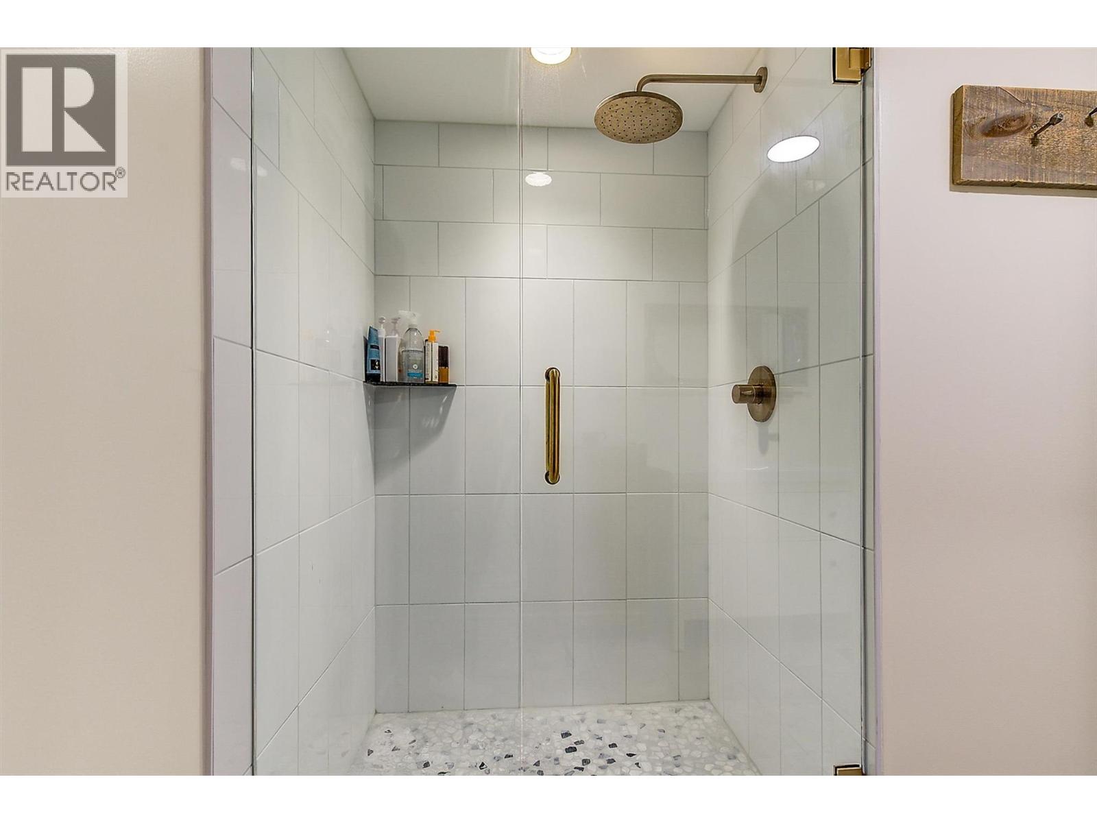 640 Roanoke Avenue, Kelowna, British Columbia  V1Y 7K8 - Photo 46 - 10379844