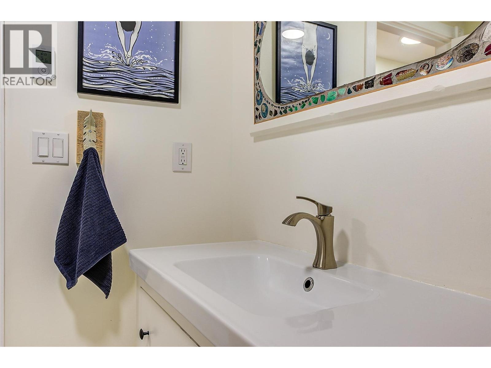 640 Roanoke Avenue, Kelowna, British Columbia  V1Y 7K8 - Photo 47 - 10379844