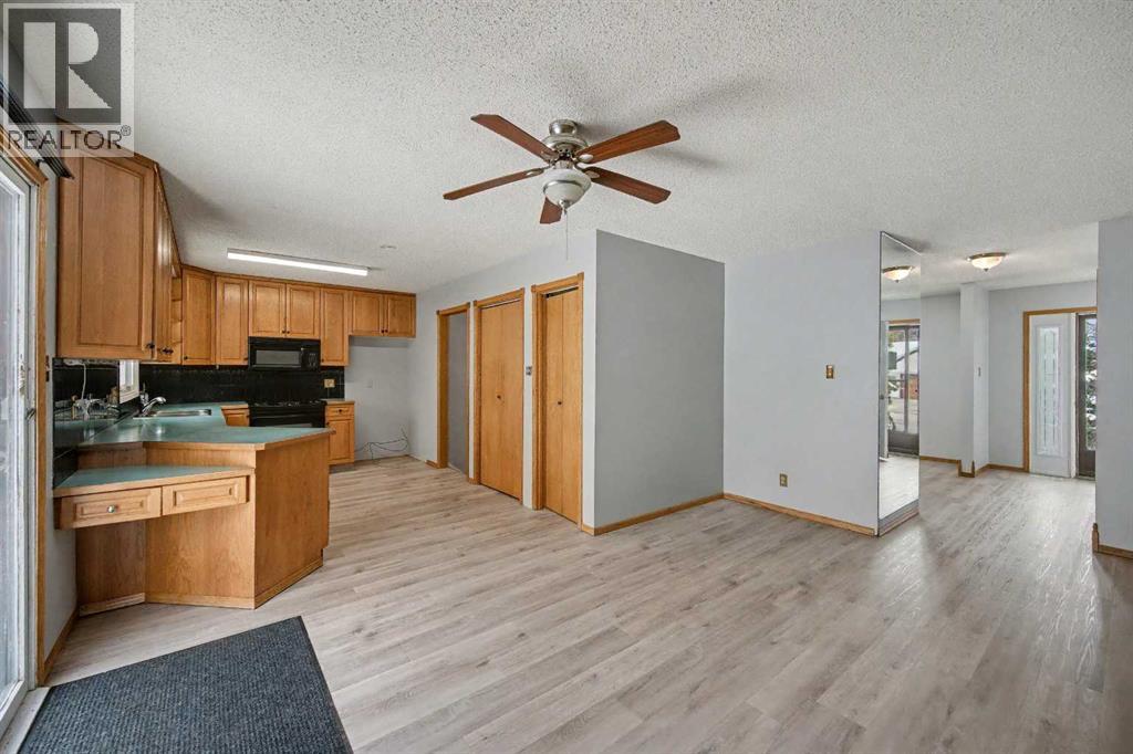 328 Lake Stafford Drive, Brooks, Alberta  T1R 0L9 - Photo 6 - A2290365