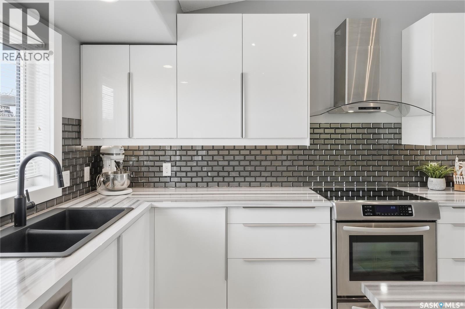 406 Laycoe Crescent, Saskatoon, Saskatchewan  S7S 1H4 - Photo 12 - SK031359