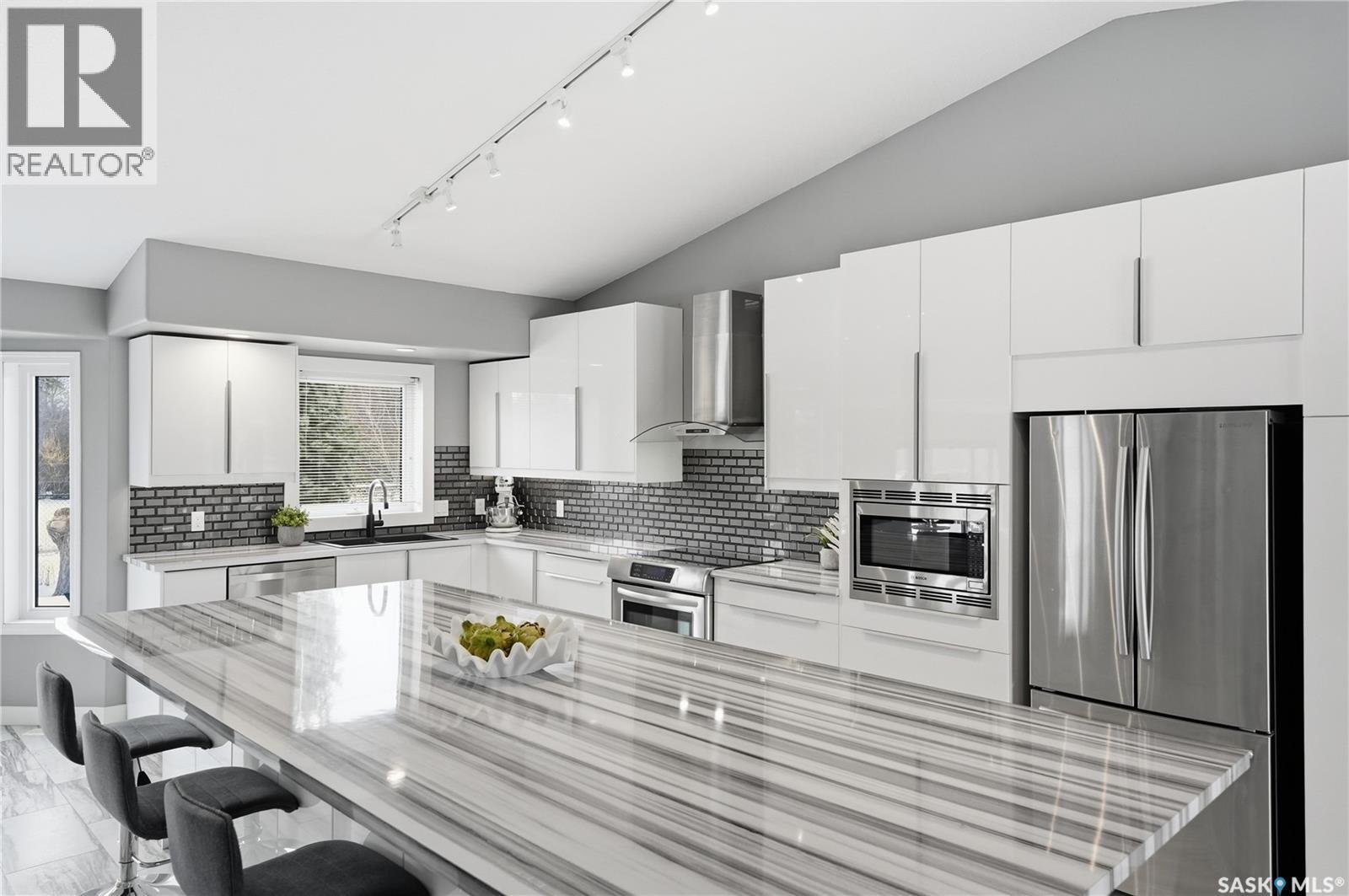 406 Laycoe Crescent, Saskatoon, Saskatchewan  S7S 1H4 - Photo 9 - SK031359