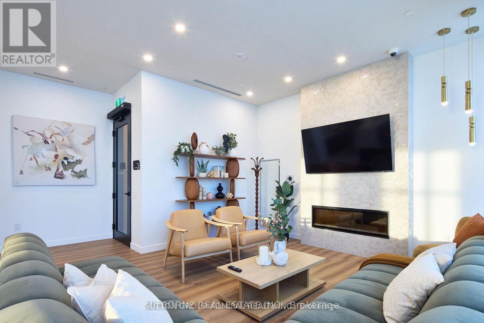 807 - 1660 Bloor Street, Toronto, Ontario  M6P 1A8 - Photo 20 - W12923502