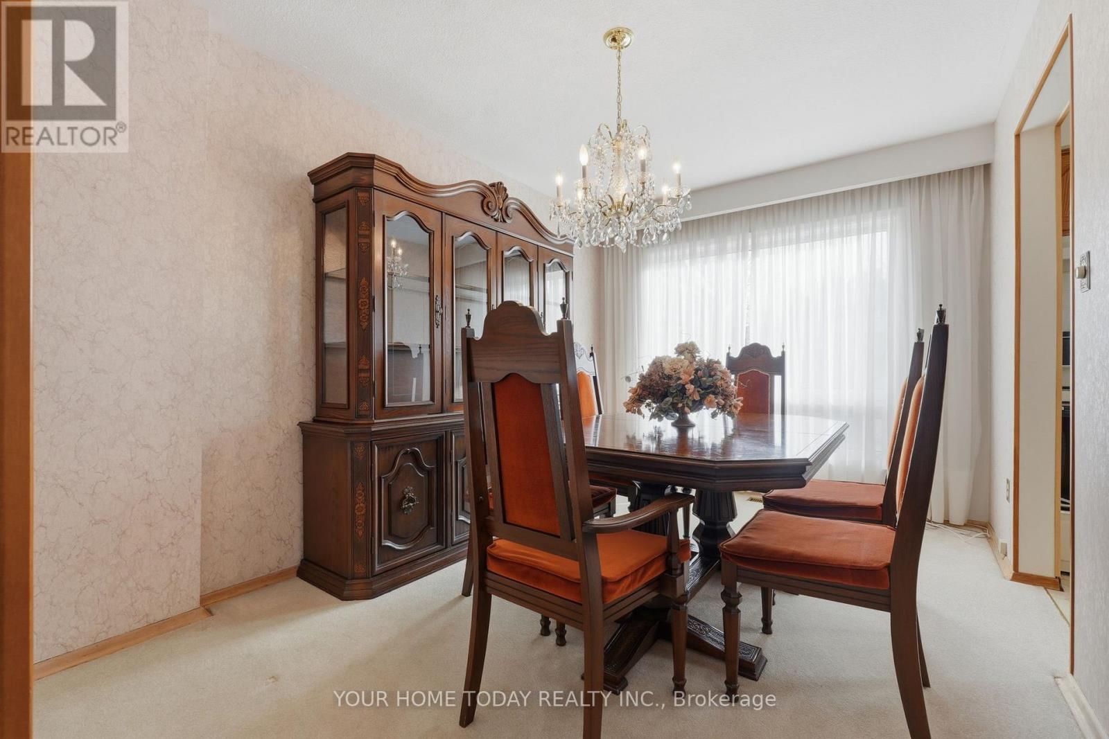 58 Dunsany Crescent, Toronto, Ontario M9R 3W6 - Photo 10 - W12923506