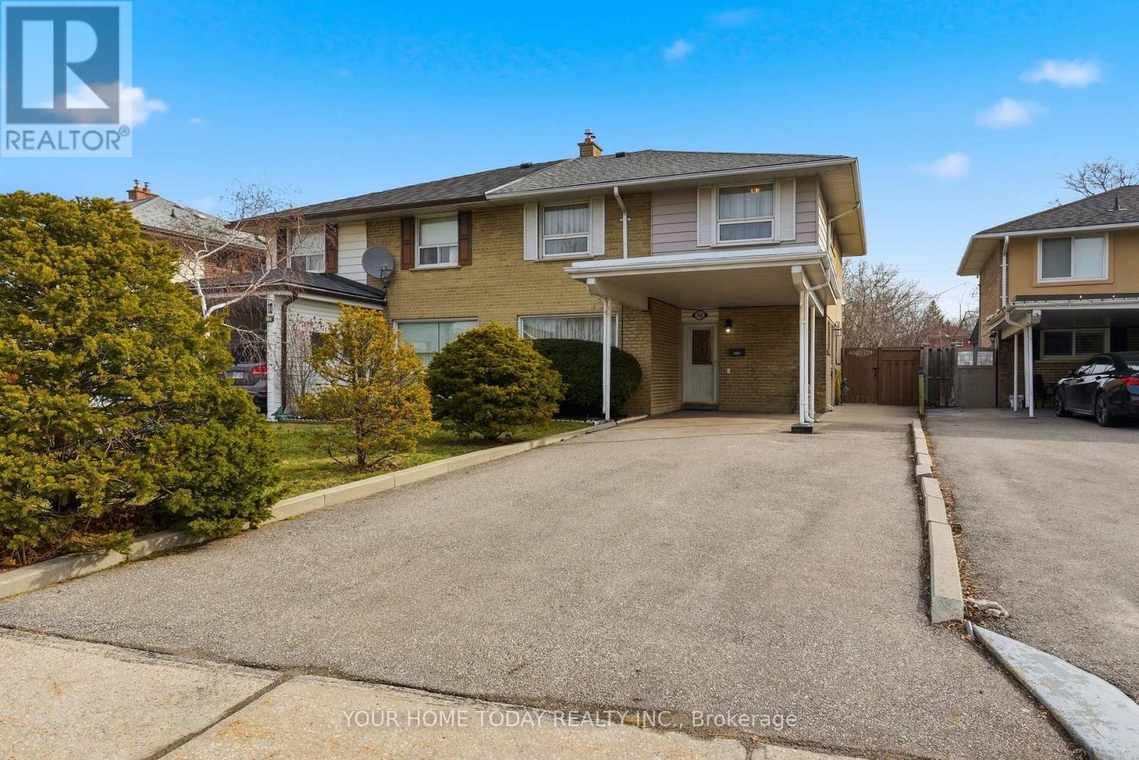58 Dunsany Crescent, Toronto, Ontario M9R 3W6 - Photo 2 - W12923506