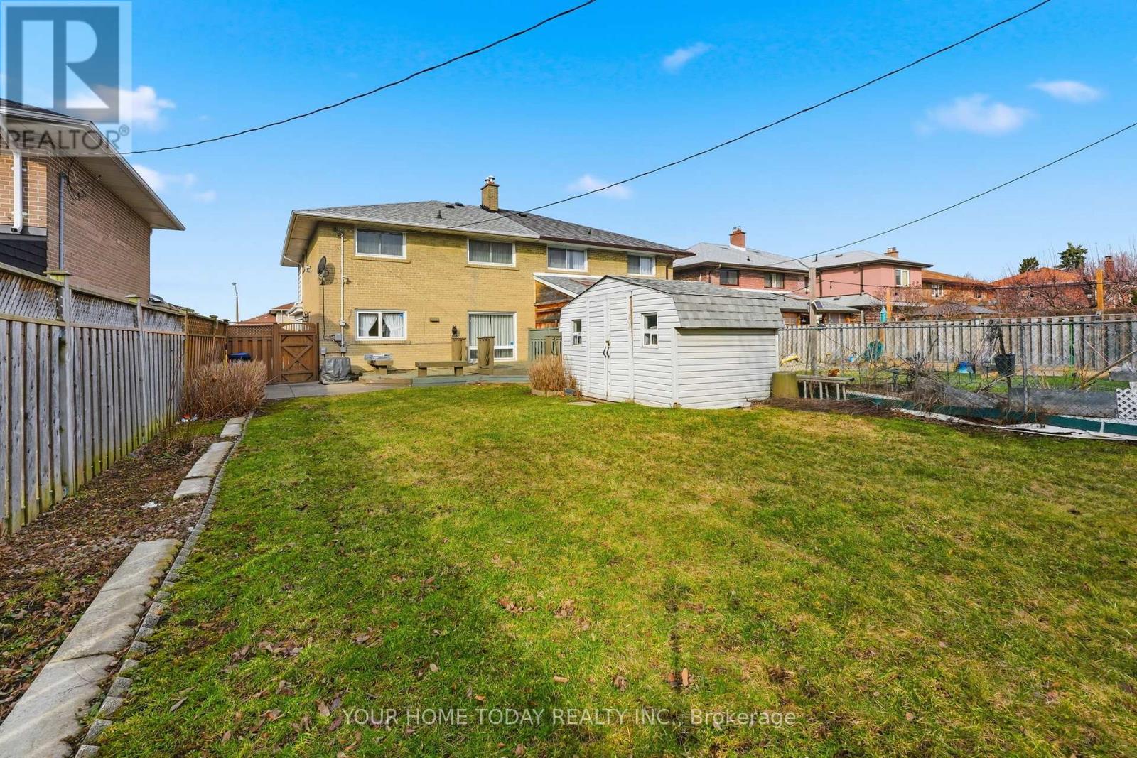 58 Dunsany Crescent, Toronto, Ontario M9R 3W6 - Photo 31 - W12923506