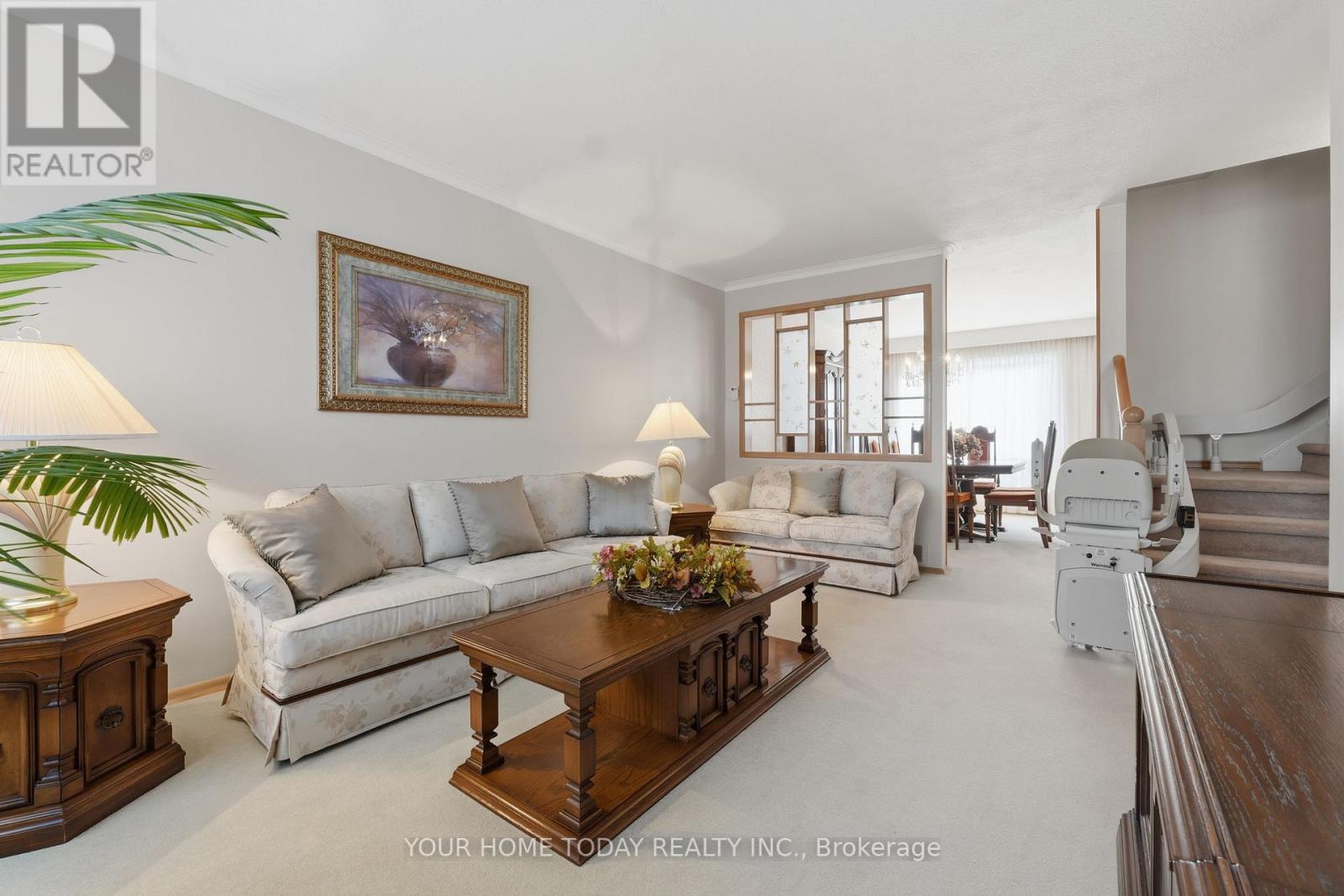 58 Dunsany Crescent, Toronto, Ontario M9R 3W6 - Photo 9 - W12923506