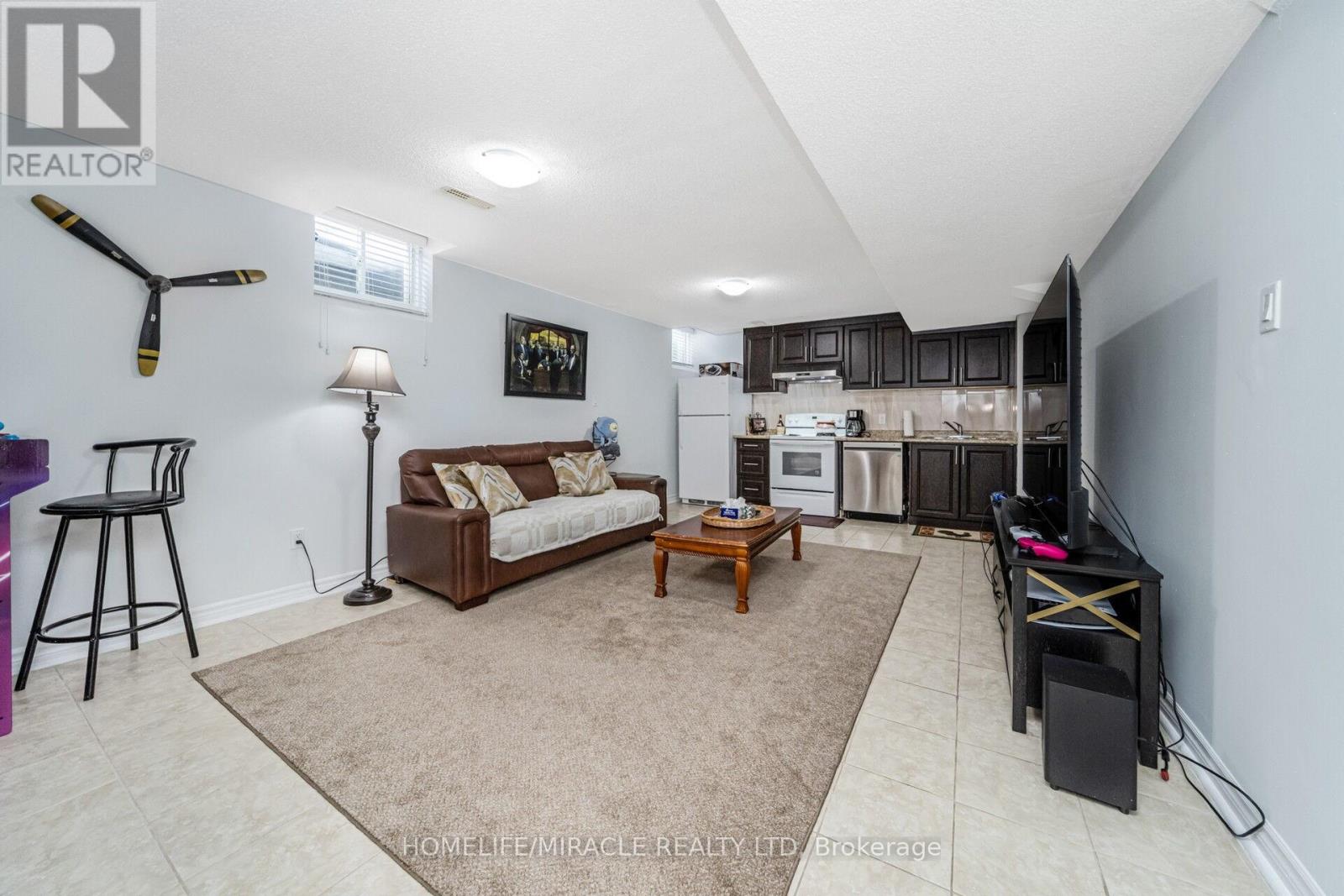 430 Father Tobin Road, Brampton, Ontario  L6R 0S2 - Photo 34 - W12923550