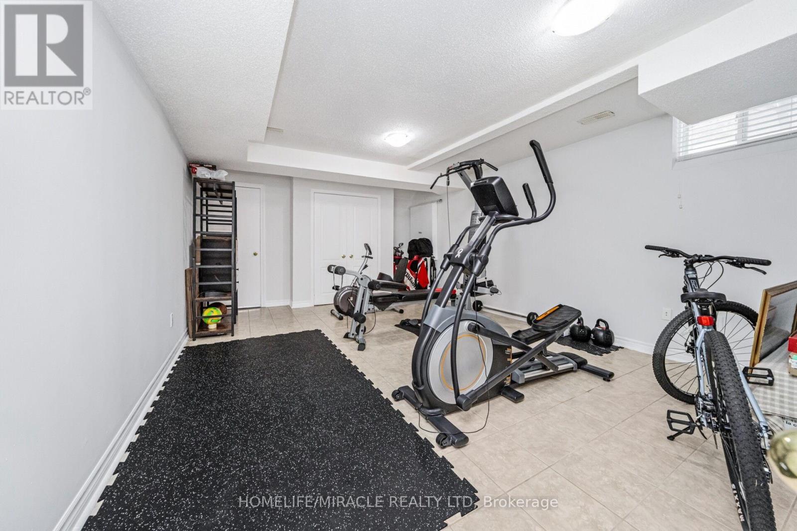 430 Father Tobin Road, Brampton, Ontario  L6R 0S2 - Photo 40 - W12923550