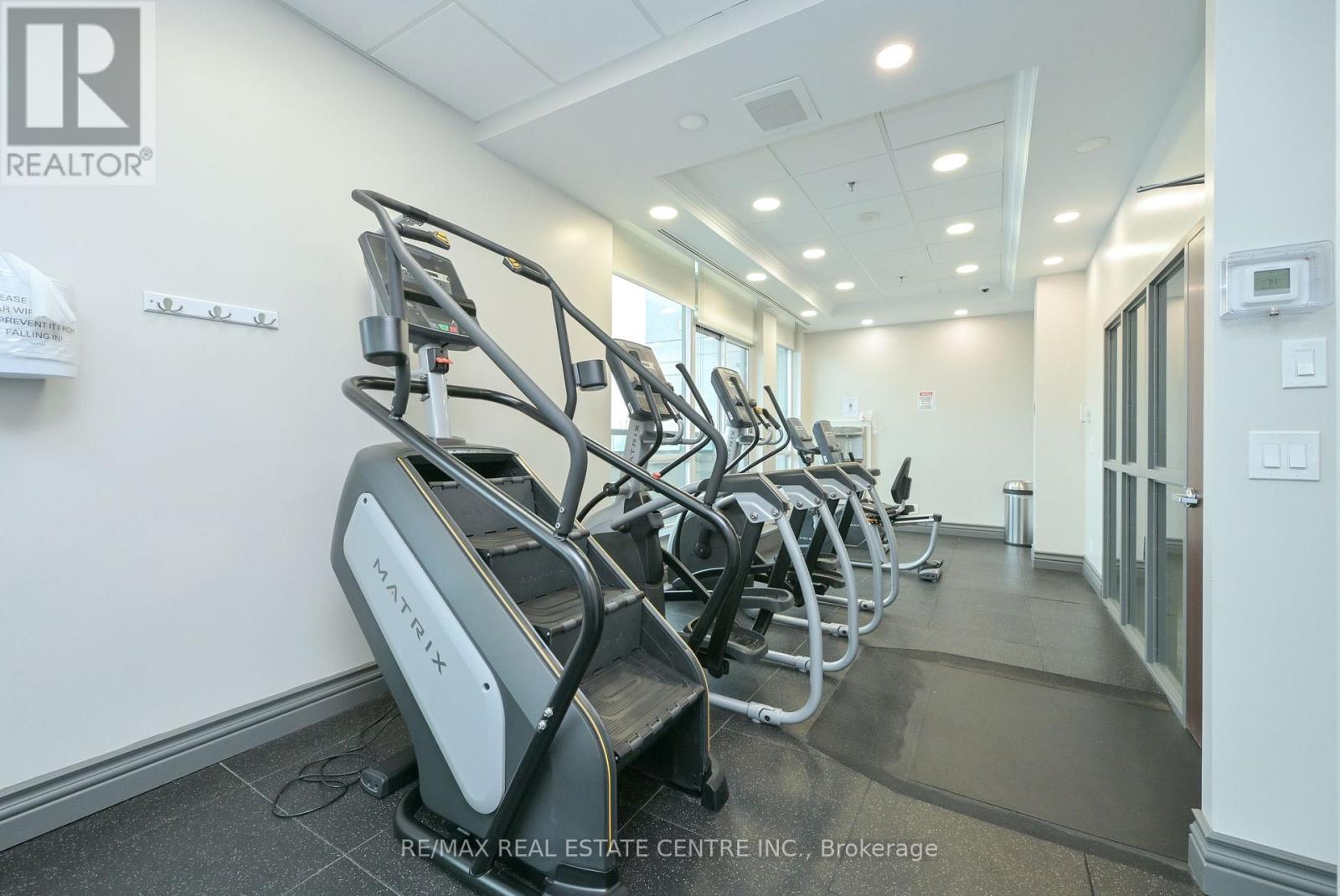 1108 - 335 Rathburn Road W, Mississauga, Ontario  L5B 0C8 - Photo 29 - W12923604