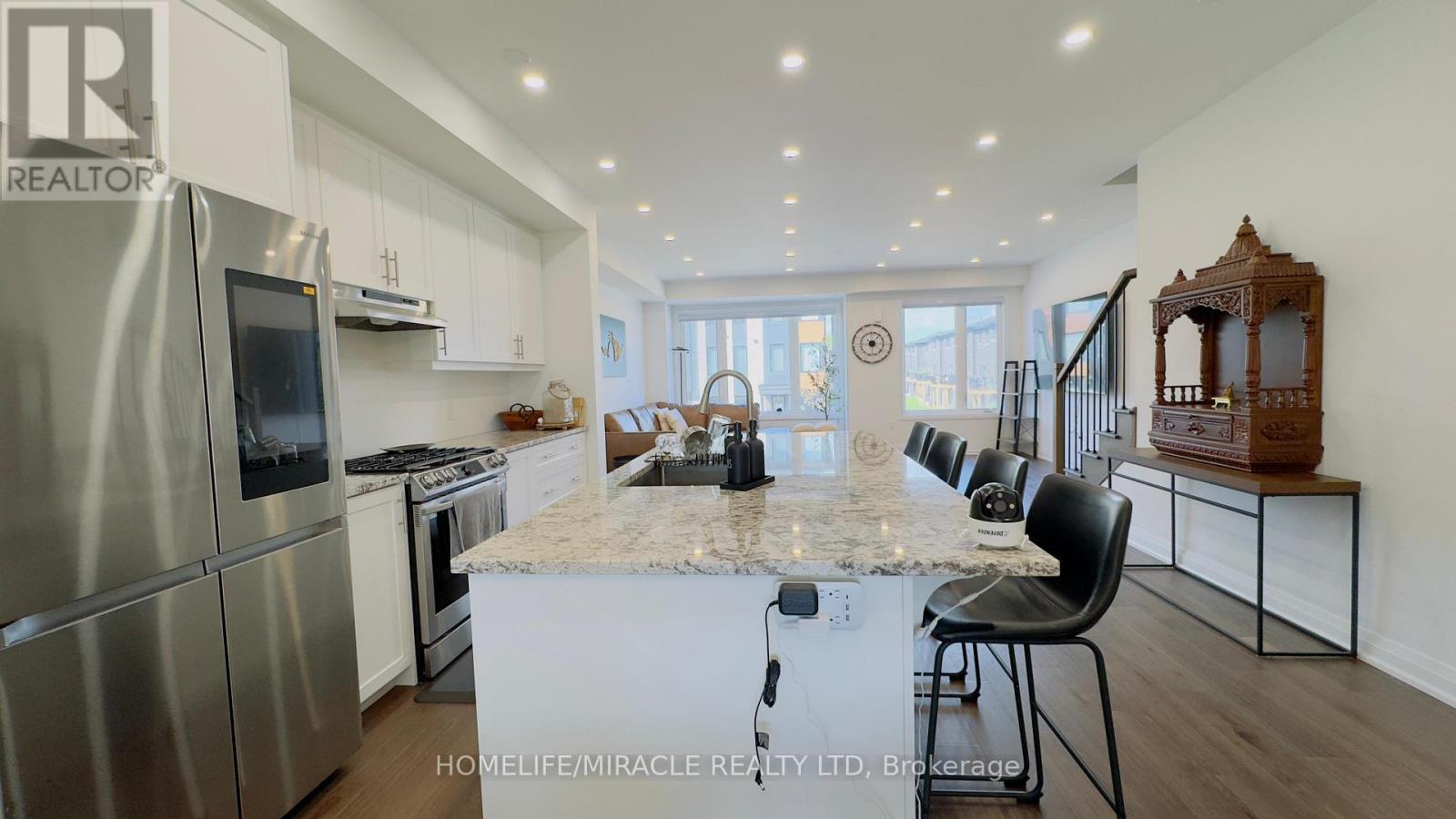 9 Briar Court, Halton Hills, Ontario  L7G 0P5 - Photo 12 - W12923634