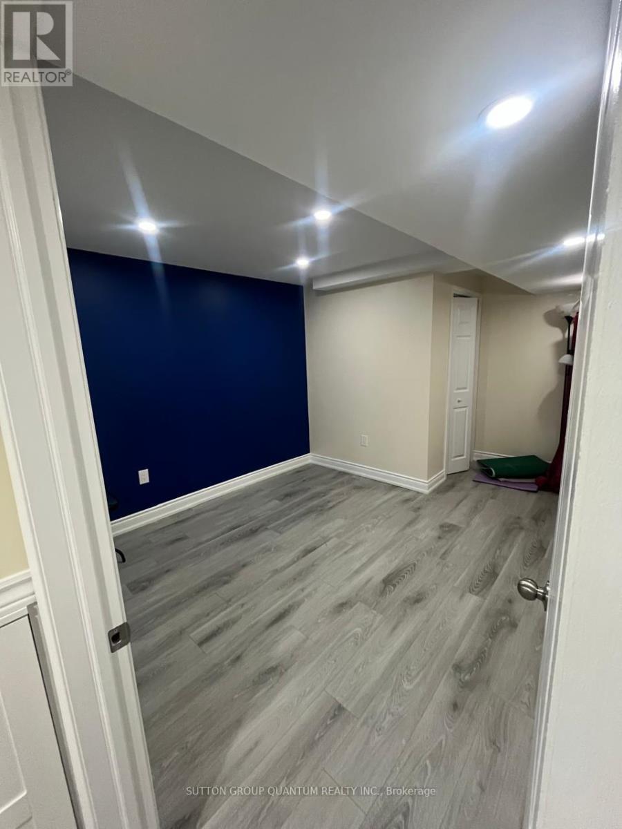 2494 Appalachain Drive, Oakville (Wm Westmount), Ontario  L6M 4S3 - Photo 21 - W12923656