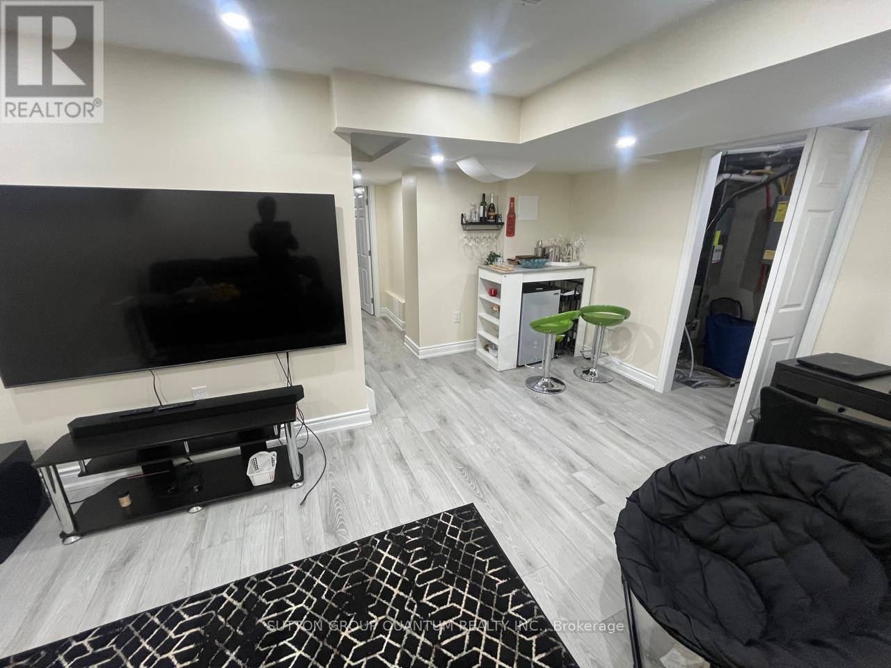 2494 Appalachain Drive, Oakville (Wm Westmount), Ontario  L6M 4S3 - Photo 25 - W12923656