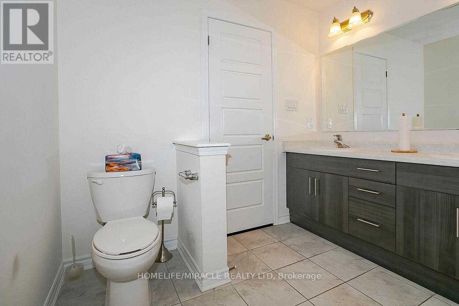 38 Leadenhall Road, Brampton, Ontario  L7A 4G3 - Photo 19 - W12923674