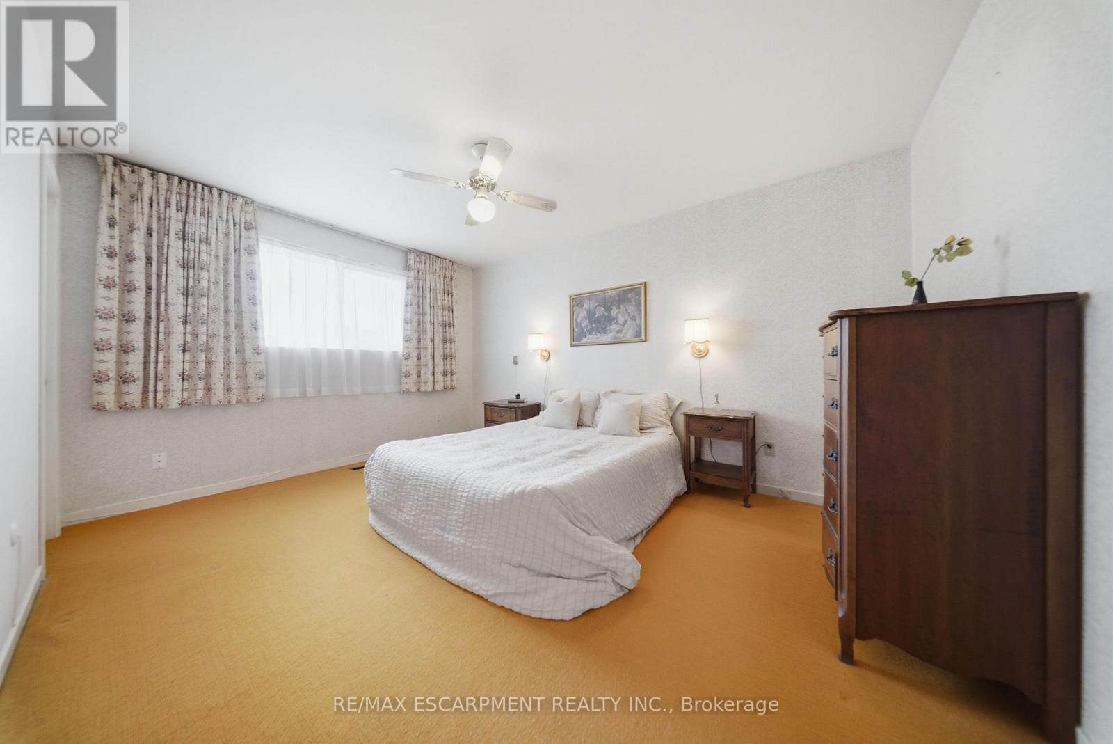 2228 Urwin Crescent, Oakville (Wo West), Ontario  L6L 2T2 - Photo 21 - W12923678