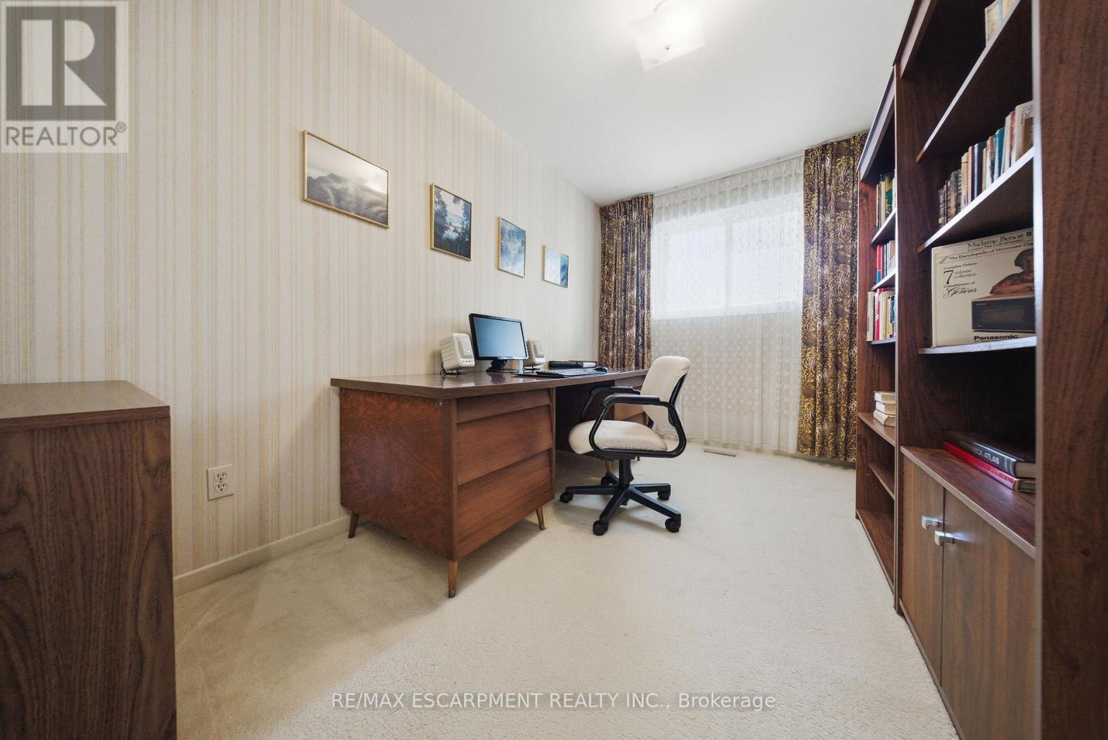 2228 Urwin Crescent, Oakville (Wo West), Ontario  L6L 2T2 - Photo 29 - W12923678