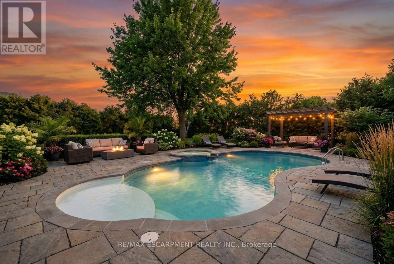 2228 Urwin Crescent, Oakville (Wo West), Ontario  L6L 2T2 - Photo 38 - W12923678