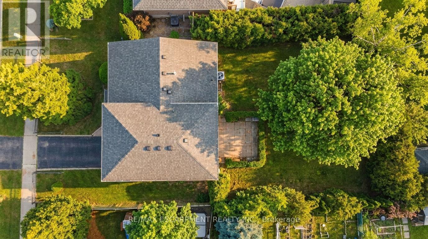 2228 Urwin Crescent, Oakville (Wo West), Ontario  L6L 2T2 - Photo 41 - W12923678