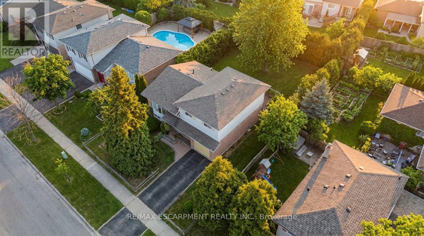 2228 Urwin Crescent, Oakville (Wo West), Ontario  L6L 2T2 - Photo 42 - W12923678