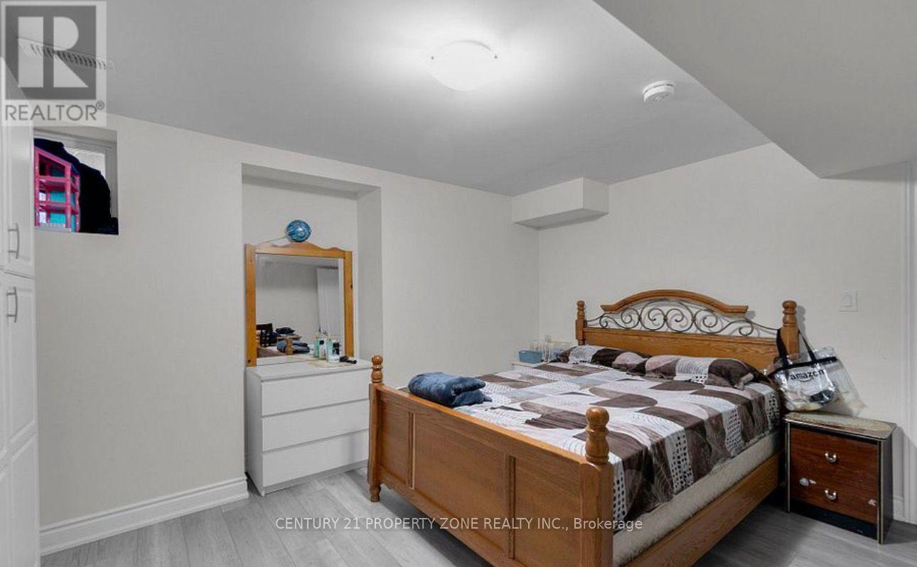 Bsmt - 68 Florette Place, Brampton (Fletcher's Meadow), Ontario  L7A 3G5 - Photo 3 - W12923766