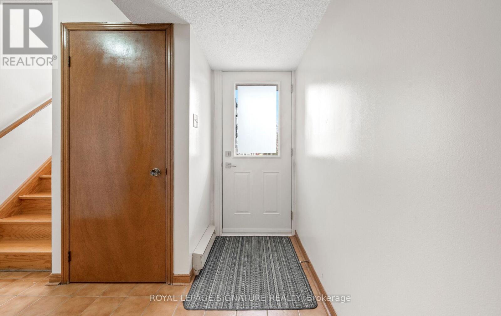 5 Acacia Avenue, Toronto, Ontario  M9M 1H6 - Photo 29 - W12923776