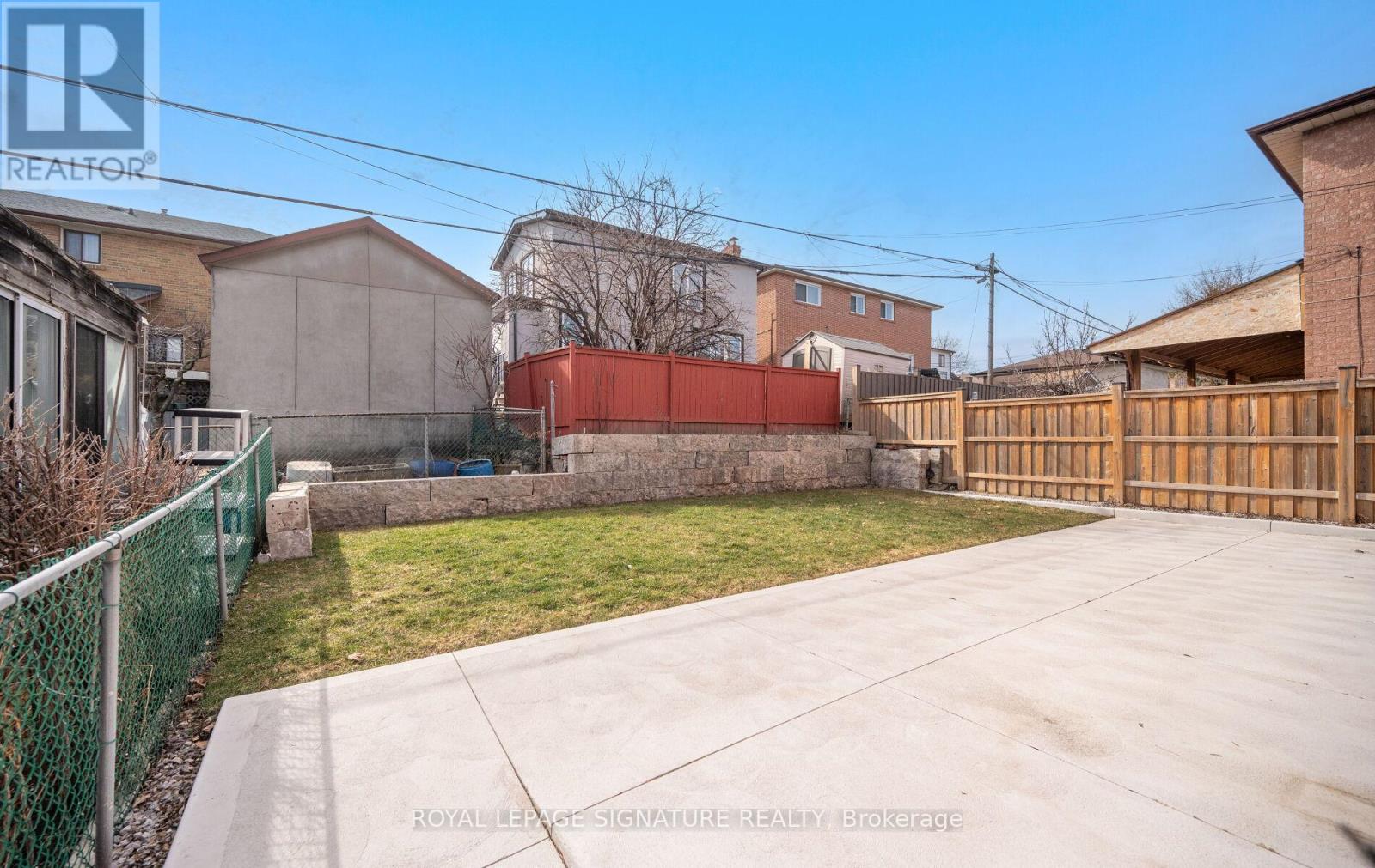 5 Acacia Avenue, Toronto, Ontario  M9M 1H6 - Photo 45 - W12923776