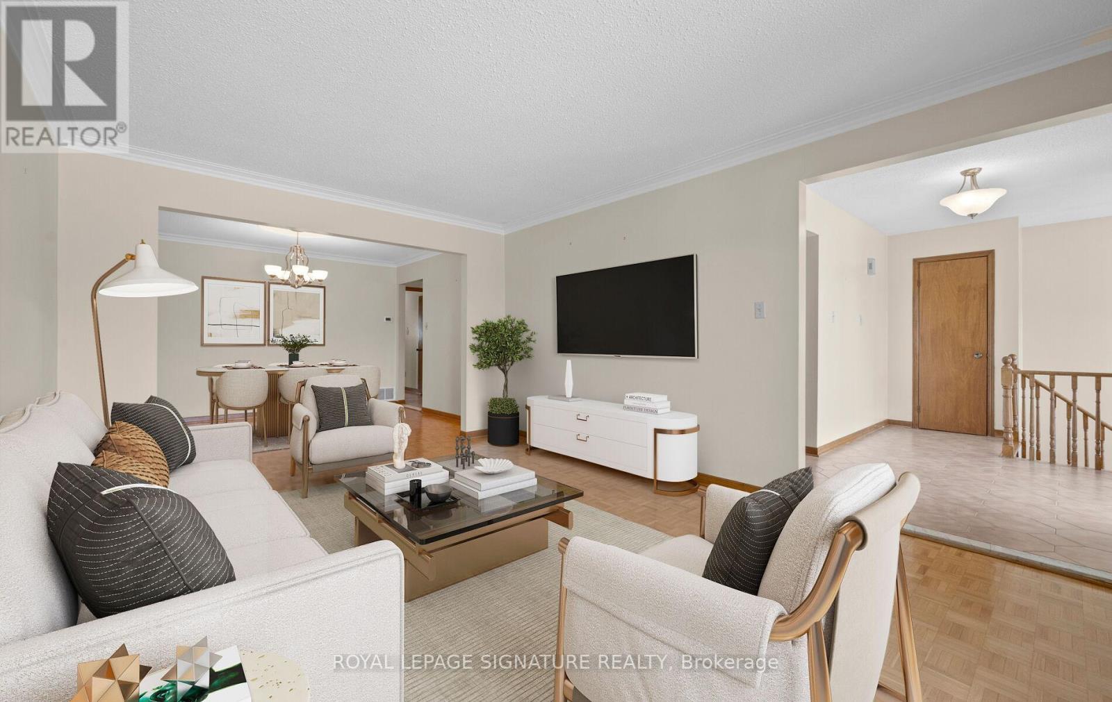 5 Acacia Avenue, Toronto, Ontario  M9M 1H6 - Photo 8 - W12923776