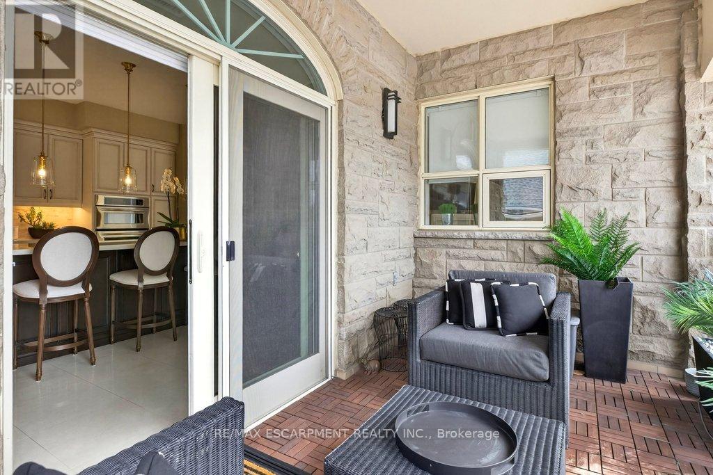 201 - 445 Elizabeth Street, Burlington, Ontario  L7R 2L8 - Photo 19 - W12923802