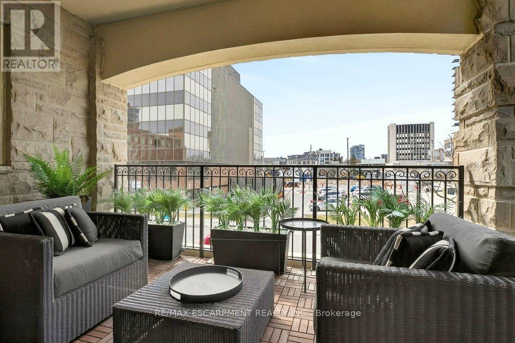 201 - 445 Elizabeth Street, Burlington, Ontario  L7R 2L8 - Photo 20 - W12923802